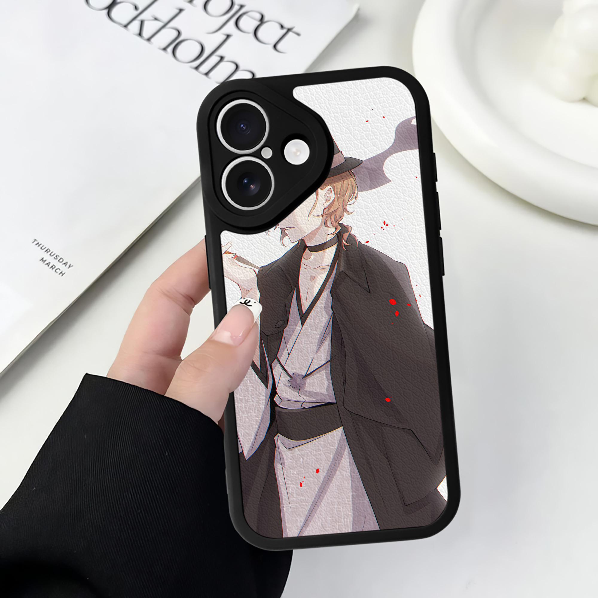 （画像用） 文豪ストレイドッグス Bungo Stray Dogs 【iPhone 16シリーズ対応】シリコンスマホケース（レザー調） 材質：シリコン